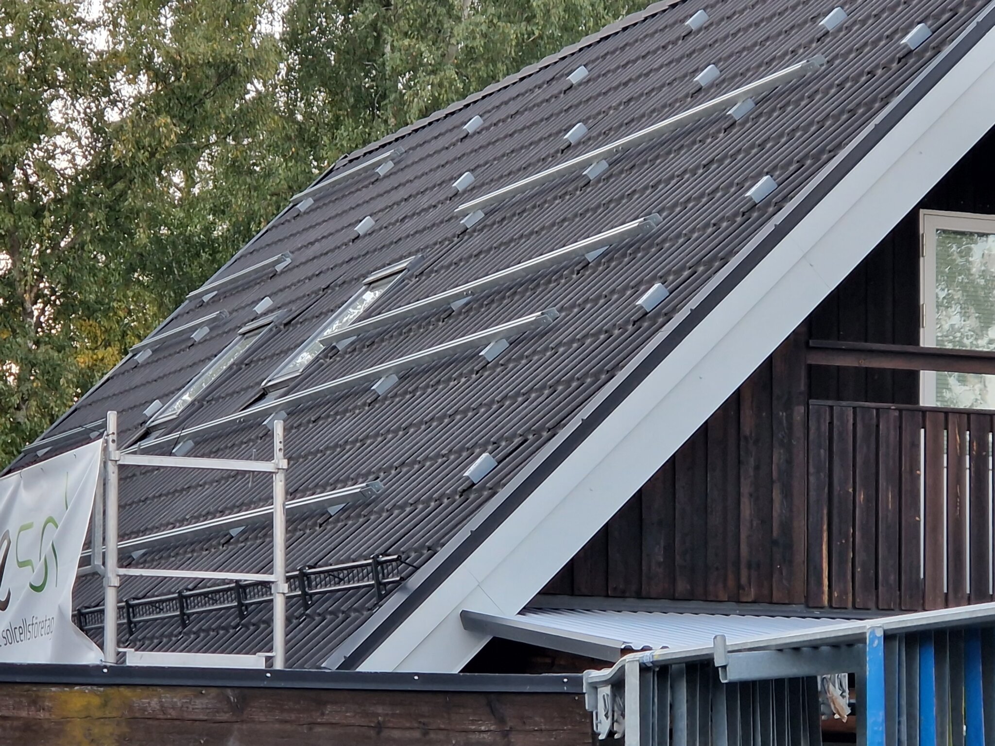 Fallskydd vid höghöjdsarbete vid installation av solceller och ...
